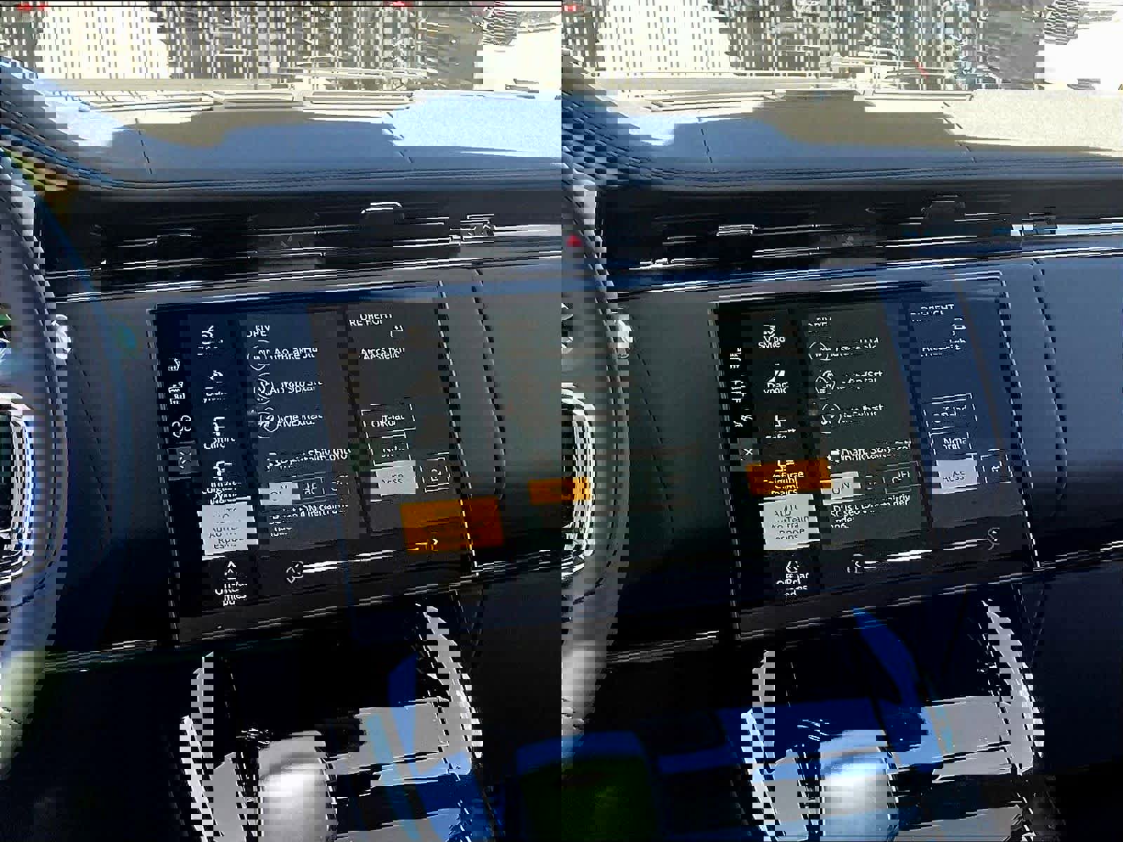 New 2025 Land Rover Range Rover Sport SV Edition Two image 9