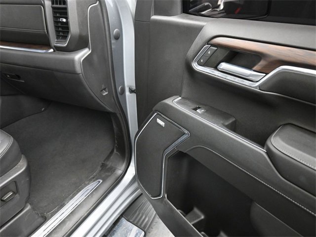 Used 2023 GMC Sierra 1500 SLT w/ SLT Premium Plus Package image 23
