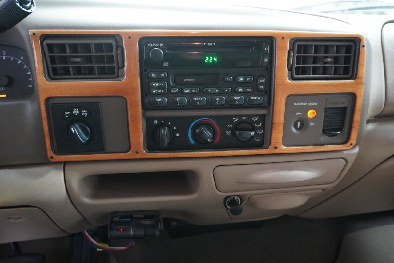 Used 1999 Ford F350 XL AWD/4WD image 12