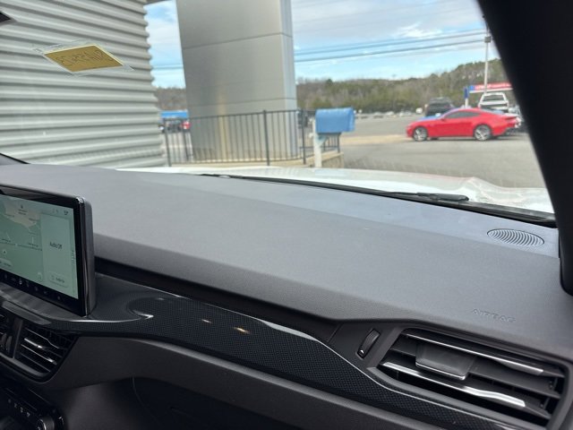 New 2025 Ford Escape ST-Line w/ Equipment Group 301A image 36