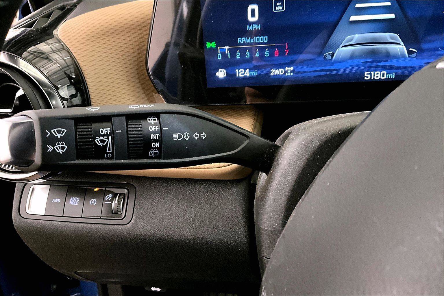 Used 2025 Chevrolet Equinox ACTIV w/ Safety and Technology Package image 30