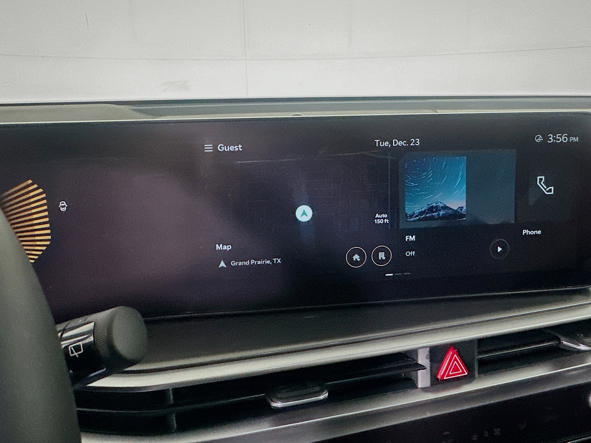 Used 2024 Kia Sorento S w/ Panoramic Sunroof Package image 21