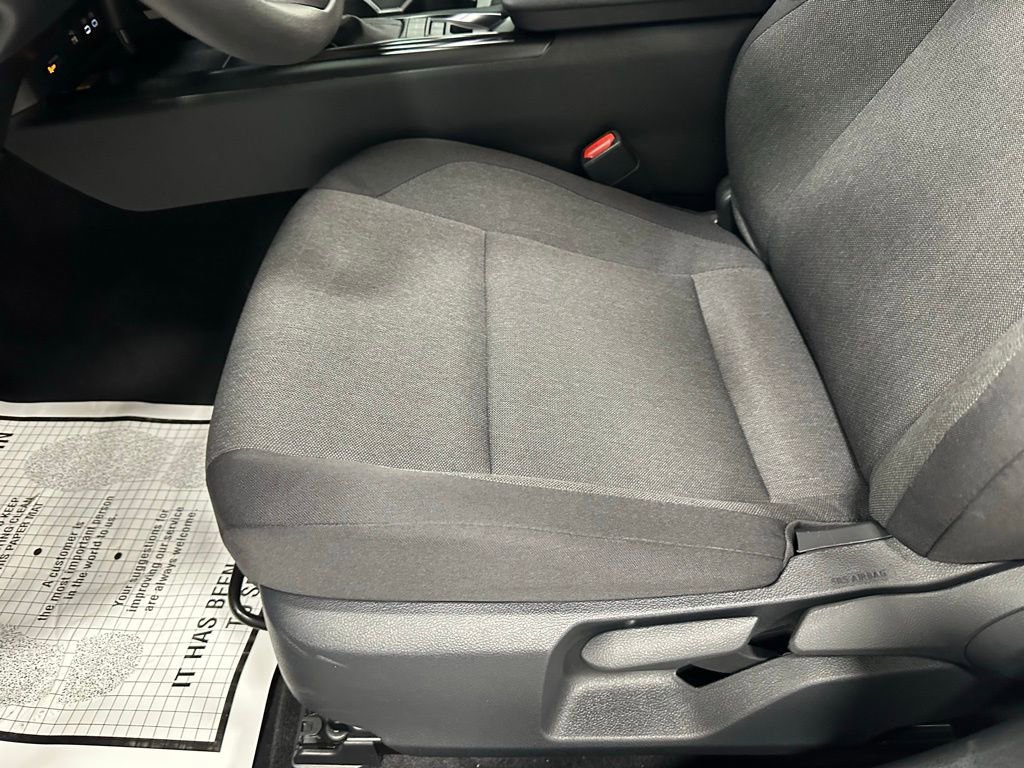 Used 2025 Toyota Camry LE FWD image 13
