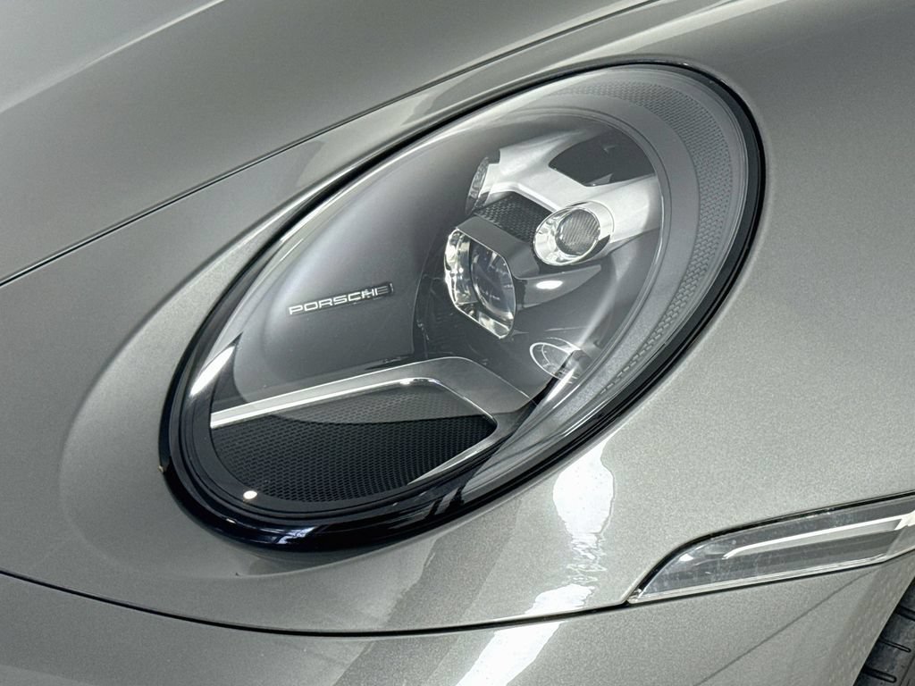 Used 2021 Porsche 911 Carrera image 28