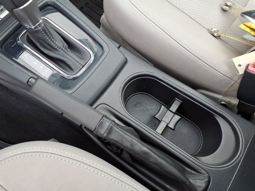Used 2016 Subaru Forester 2.5i Touring image 16