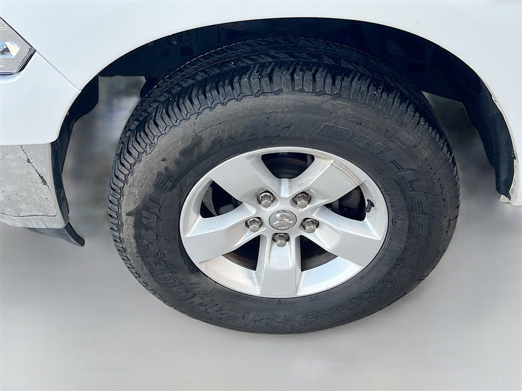 Used 2021 RAM 1500 Classic SLT image 30