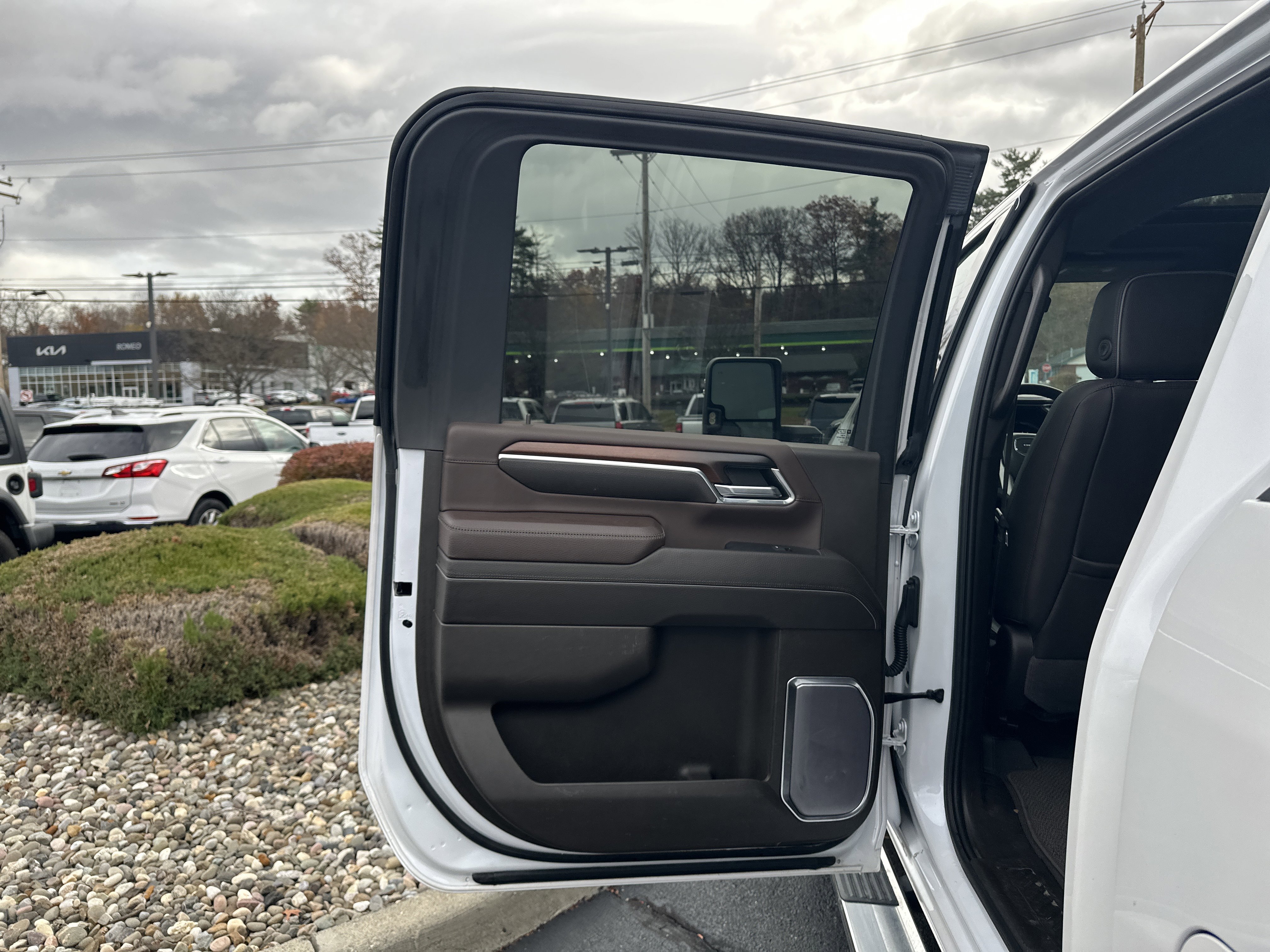 Certified 2024 GMC Sierra 2500 Denali w/ Denali Reserve Package image 28