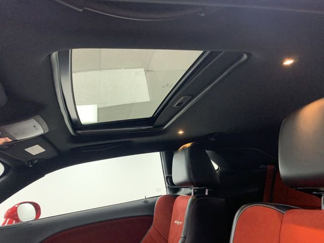 Used 2016 Dodge Challenger SRT Hellcat image 14