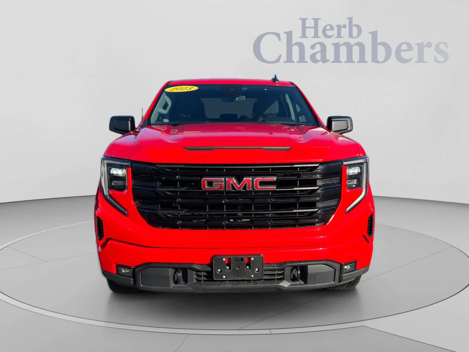 Used 2023 GMC Sierra 1500 Elevation AWD/4WD image 2