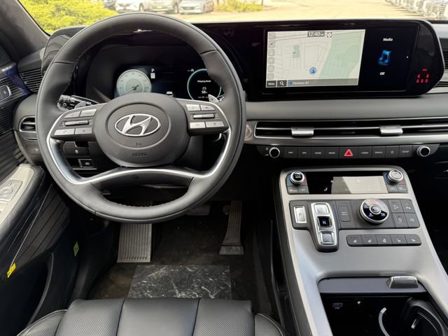 New 2025 Hyundai Palisade Calligraphy image 18
