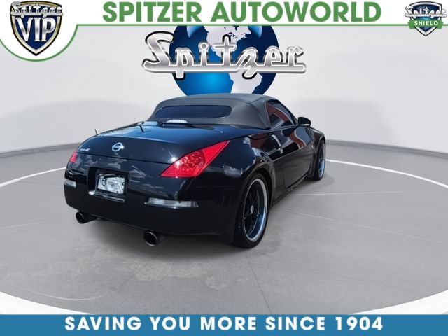 Used 2006 Nissan 350Z Grand Touring RWD image 4