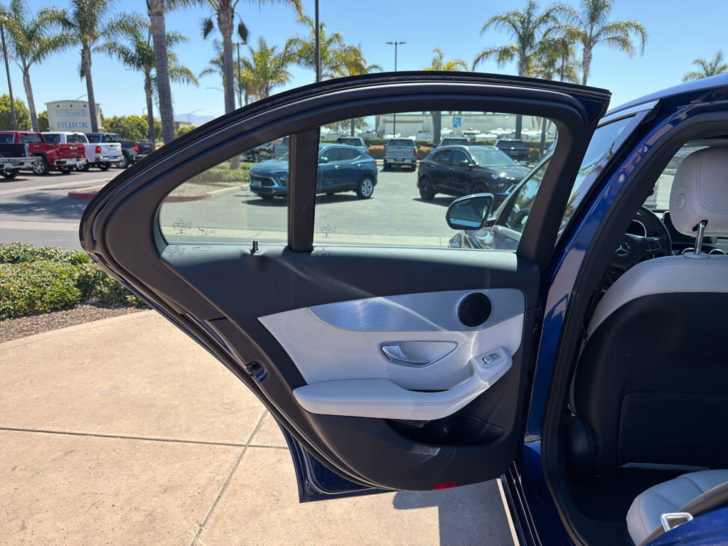 Used 2018 Mercedes-Benz C 300 Sedan image 8
