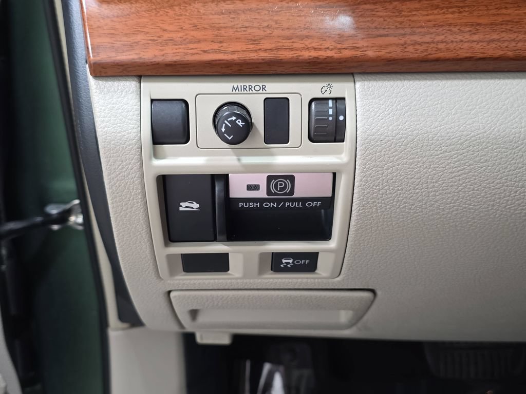 Used 2014 Subaru Outback 2.5i Limited AWD/4WD image 24