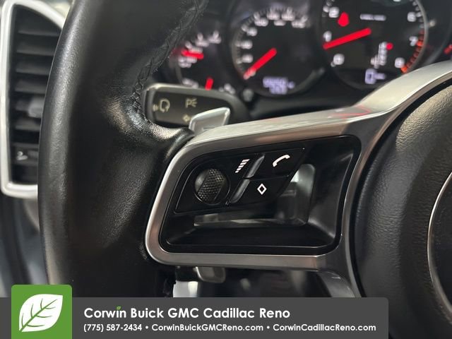 Used 2018 Porsche Cayenne Platinum Edition image 16