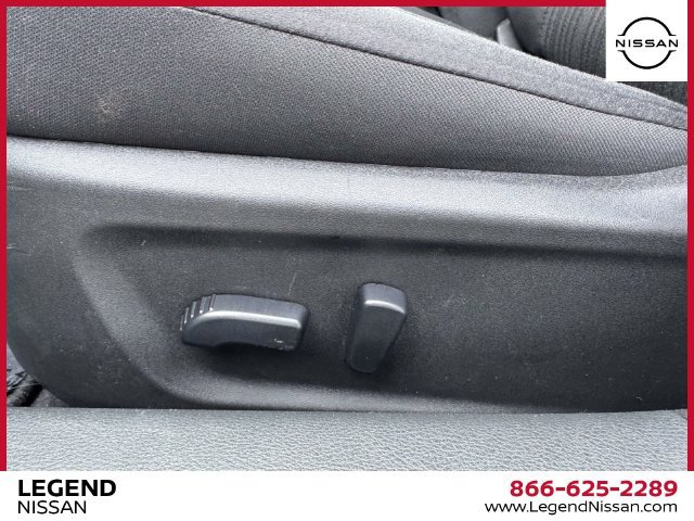 Used 2025 Nissan Altima 2.5 SV FWD image 19