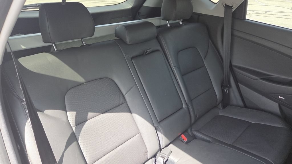 Used 2020 Hyundai Tucson Limited w/ Cargo Package AWD/4WD image 14
