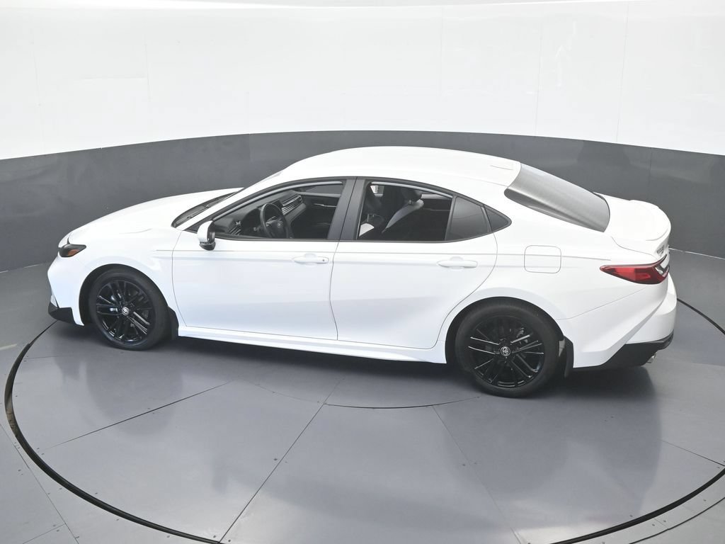 Used 2026 Toyota Camry SE FWD image 52