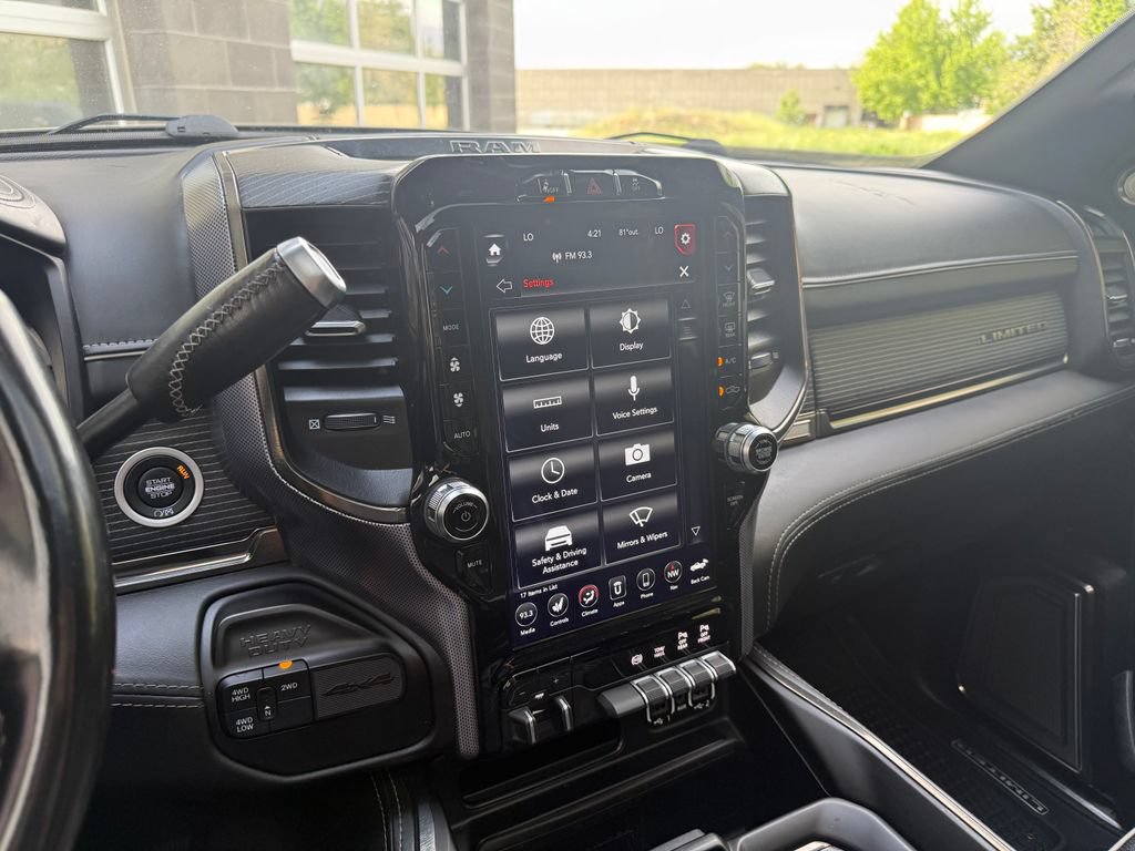 Used 2021 RAM 2500 Limited AWD/4WD image 23