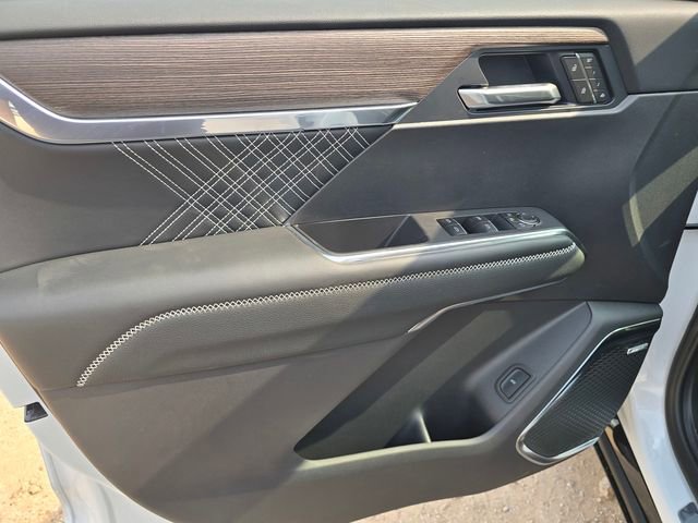 New 2026 GMC Acadia Denali w/ Super Cruise Package image 19