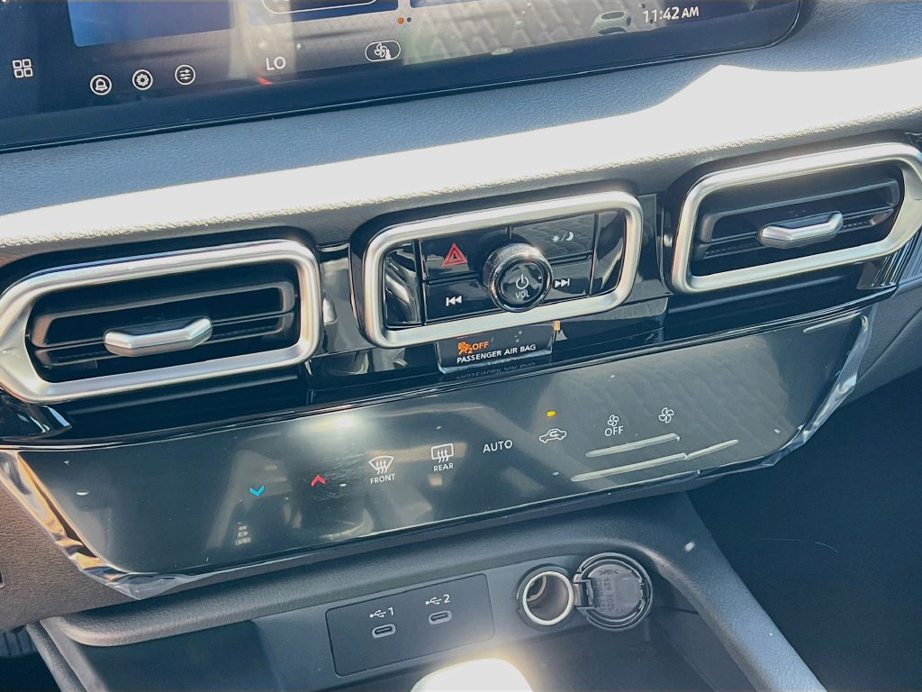 New 2027 Nissan Sentra SV FWD image 15
