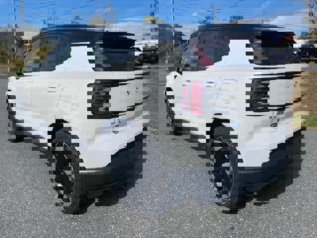 Used 2025 Volvo EX30 Ultra w/ Climate Package image 3