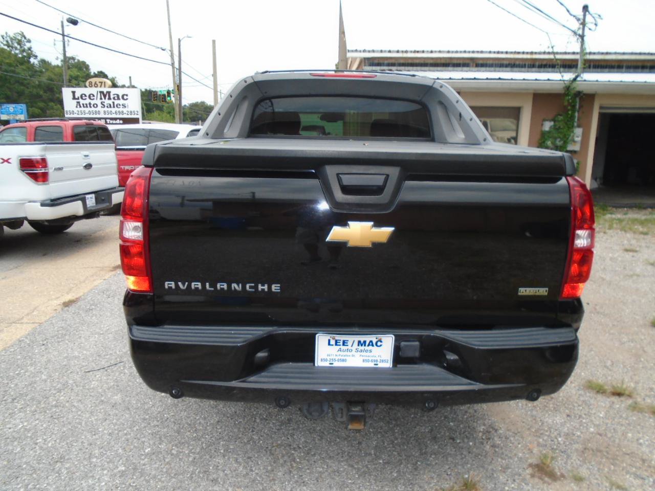 Used 2012 Chevrolet Avalanche LT w/ All-Star Edition RWD image 5