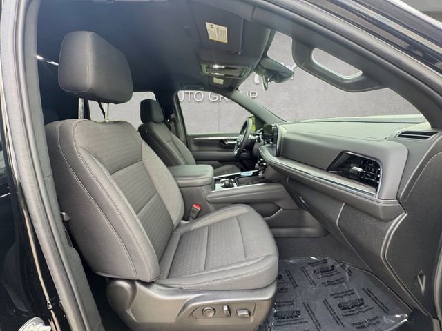 Used 2025 Chevrolet Tahoe LS RWD image 21