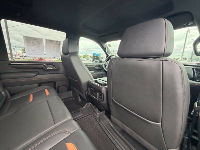 Used 2024 GMC Sierra 2500 AT4 AWD/4WD image 32