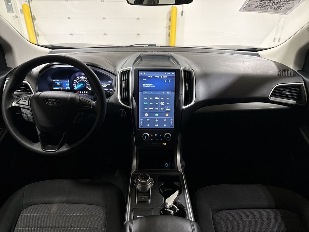 Used 2022 Ford Edge SE AWD/4WD image 10