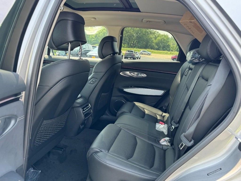 New 2026 Genesis GV70 2.5T Select AWD/4WD image 7