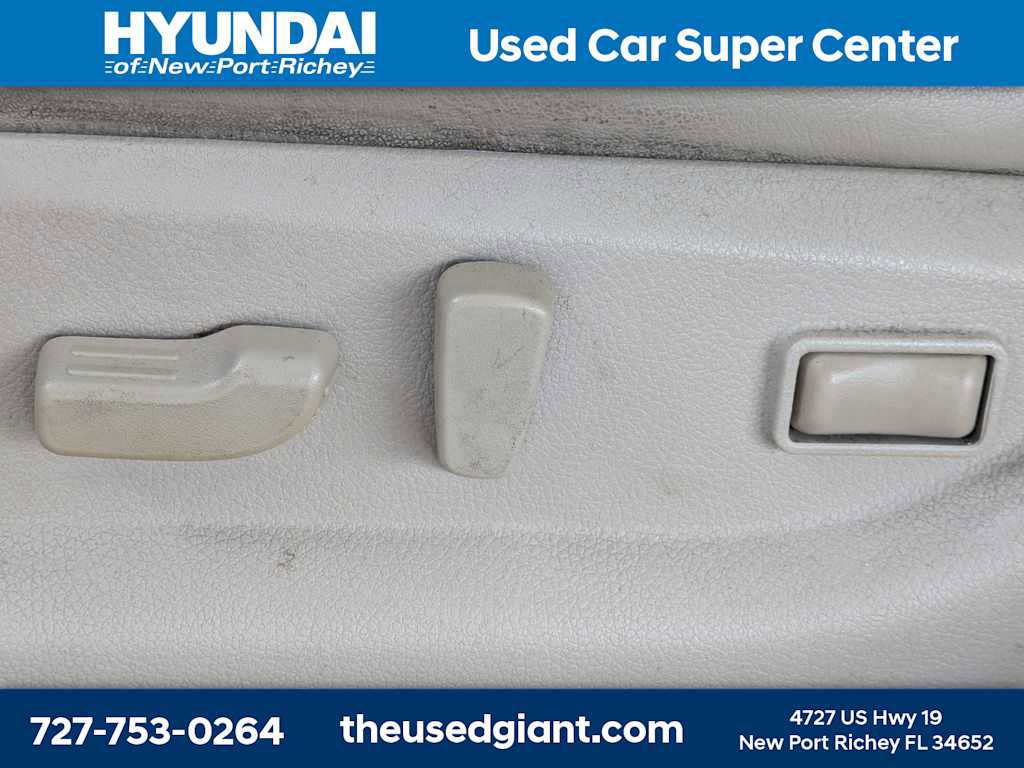 Used 2011 Nissan Altima 2.5 SL w/ Technology Pkg FWD image 21