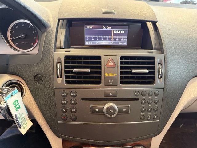 Used 2010 Mercedes-Benz C 300 Sedan image 15