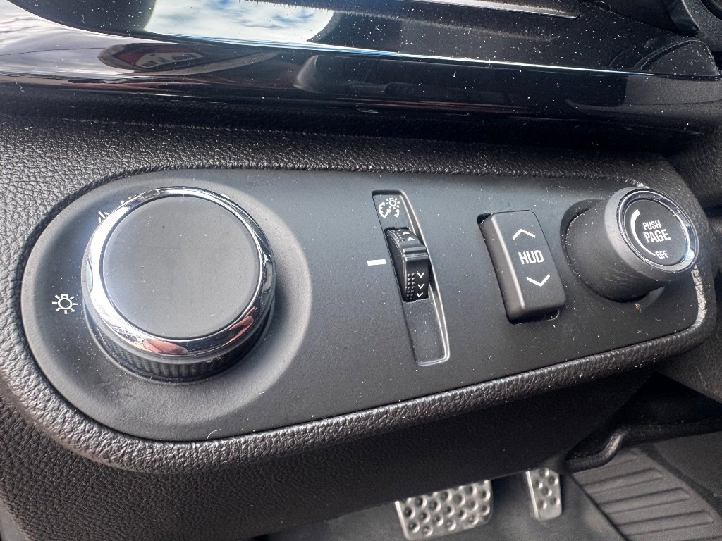 Used 2017 Chevrolet SS image 30