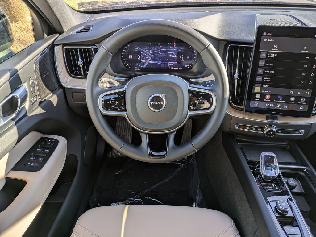 New 2026 Volvo XC60 B5 Plus w/ Climate Package AWD/4WD image 16