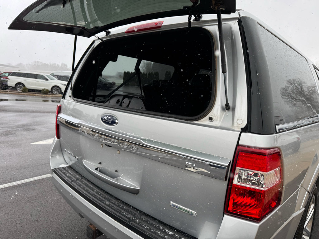 Used 2017 Ford Expedition EL Platinum image 9