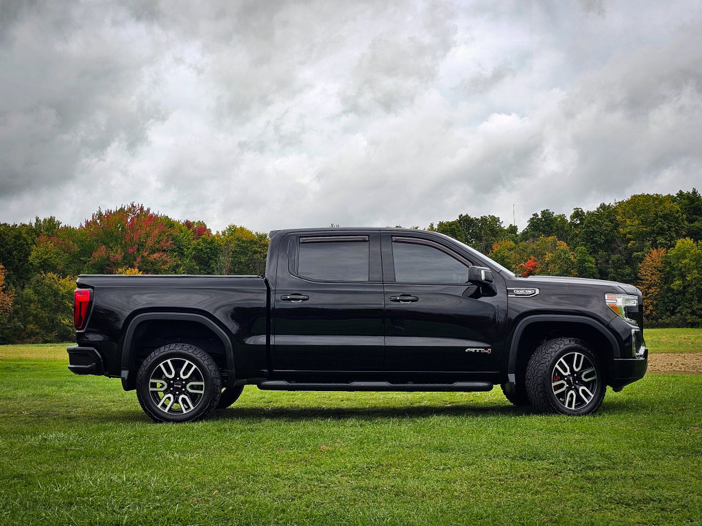 Used 2020 GMC Sierra 1500 AT4 w/ AT4 Premium Package AWD/4WD image 2