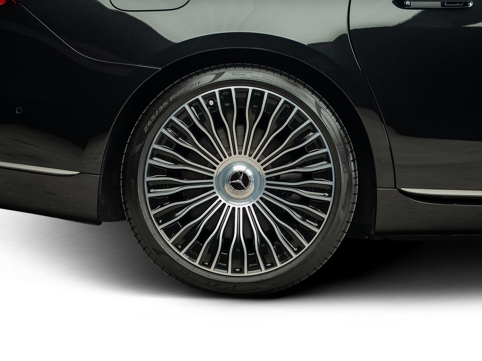 Used 2023 Mercedes-Benz Maybach S 680 4MATIC image 32