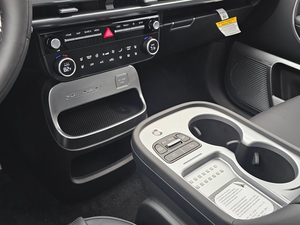 New 2026 Hyundai Ioniq 9 Calligraphy image 20