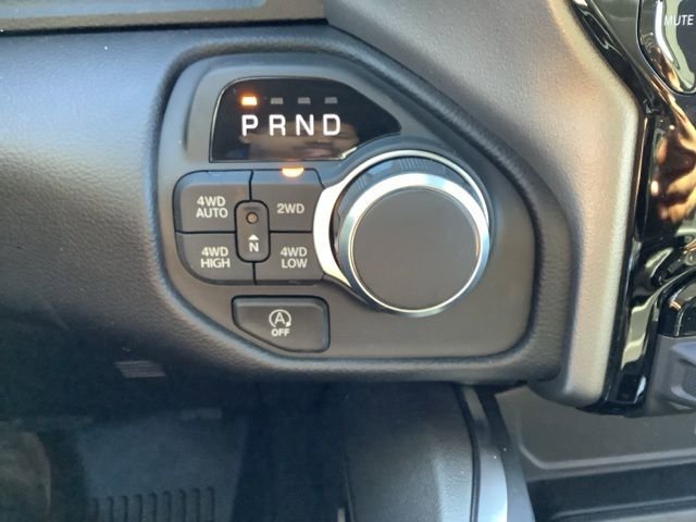 New 2026 RAM 1500 4x4 Crew Cab image 20