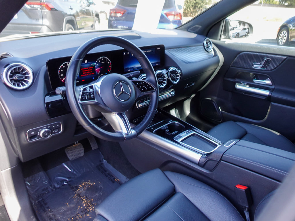 Used 2025 Mercedes-Benz GLA 250 image 11
