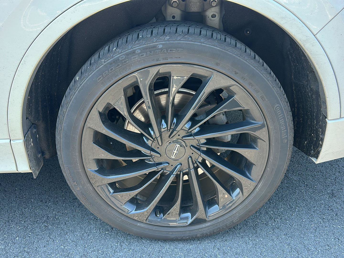 Used 2022 Lincoln Aviator Reserve w/ Equipment Group 201A AWD/4WD image 26