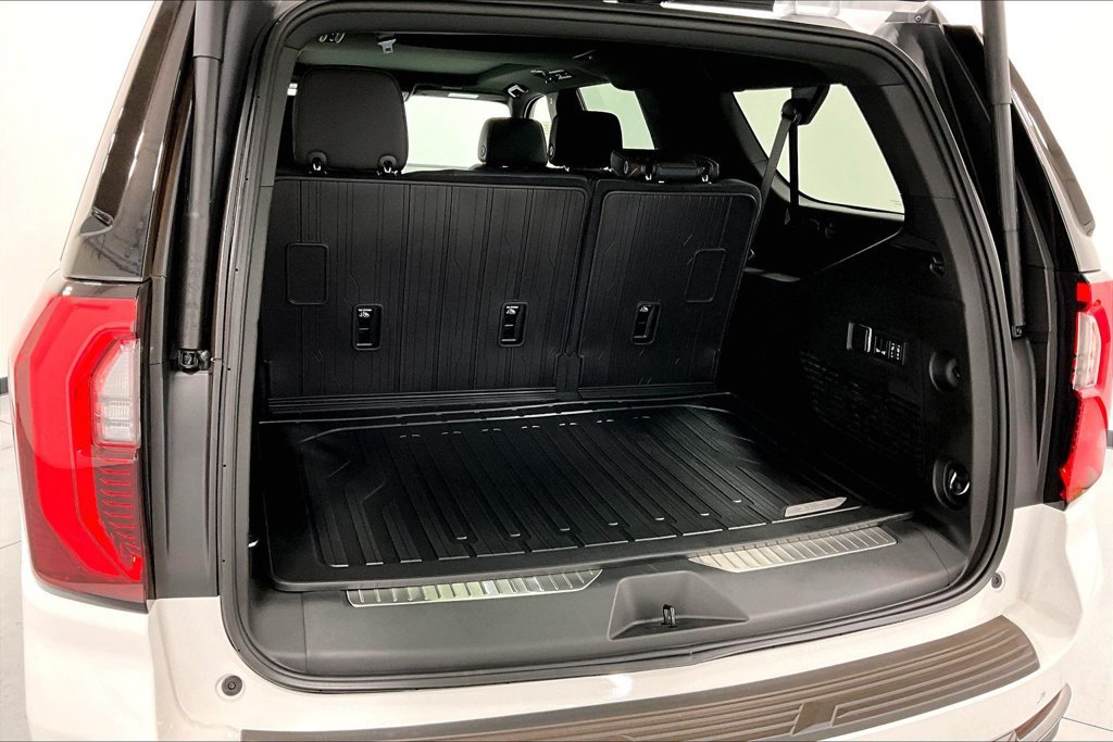 New 2027 GMC Yukon XL AT4 w/ AT4 Premium Plus Package AWD/4WD image 33