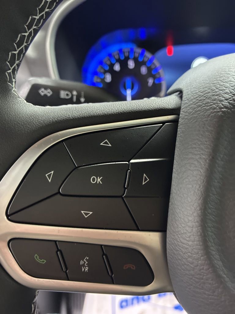 New 2026 Chrysler Voyager LX image 14