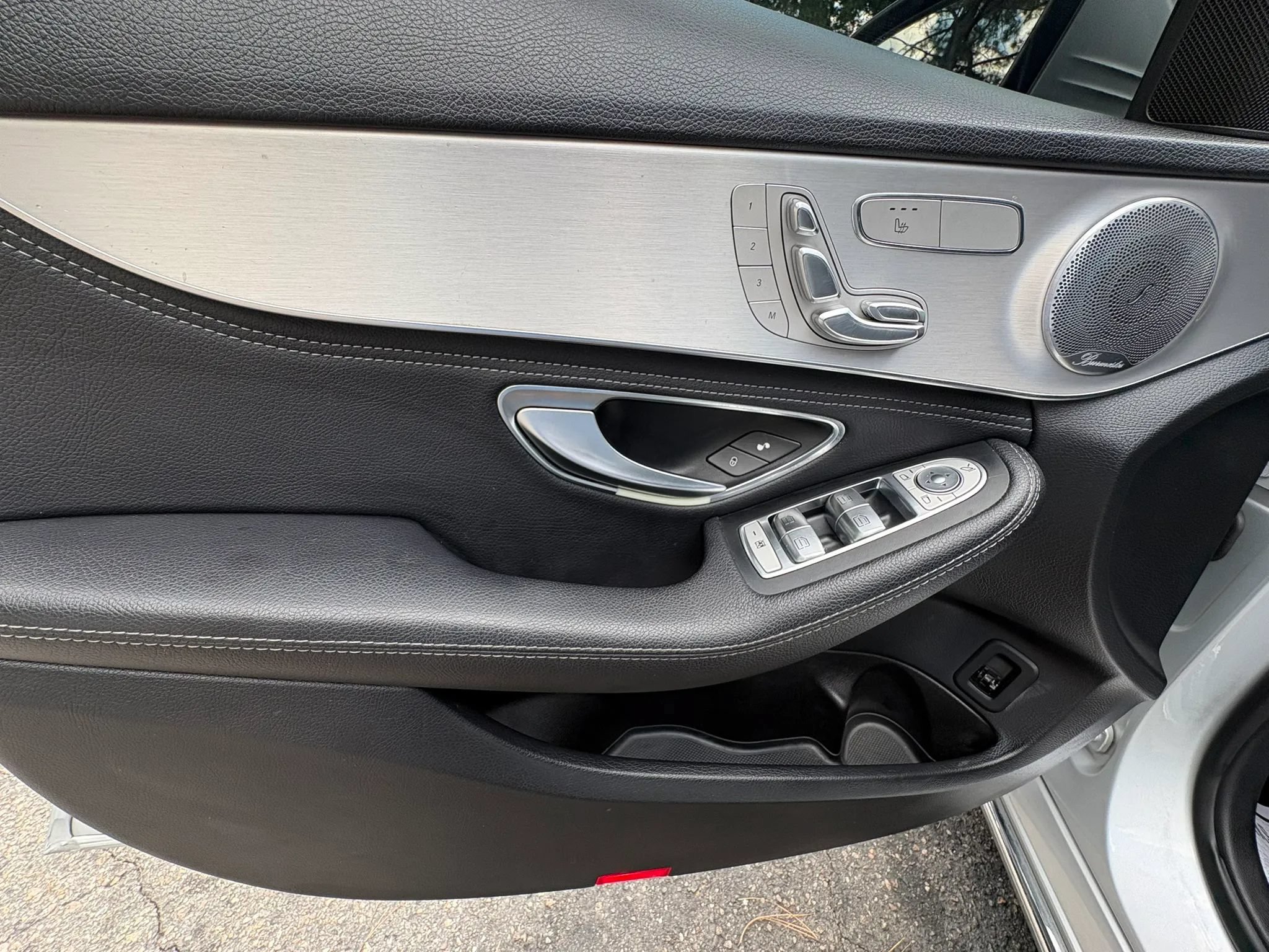 Used 2016 Mercedes-Benz C 300 4MATIC Sedan image 28