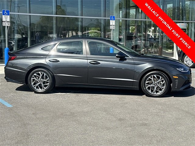 Used 2023 Hyundai Sonata SEL w/ Preferred Accessory Package image 5