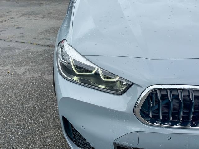 Used 2023 BMW X2 sDrive28i w/ M Sport Package FWD image 5