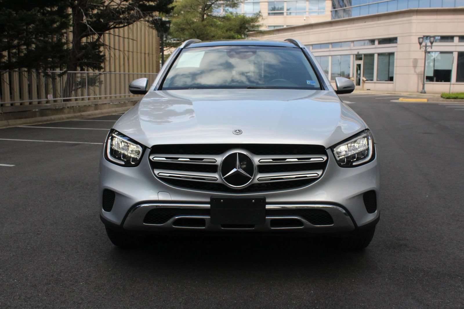 Used 2020 Mercedes-Benz GLC 300 4MATIC w/ Multimedia Package image 3