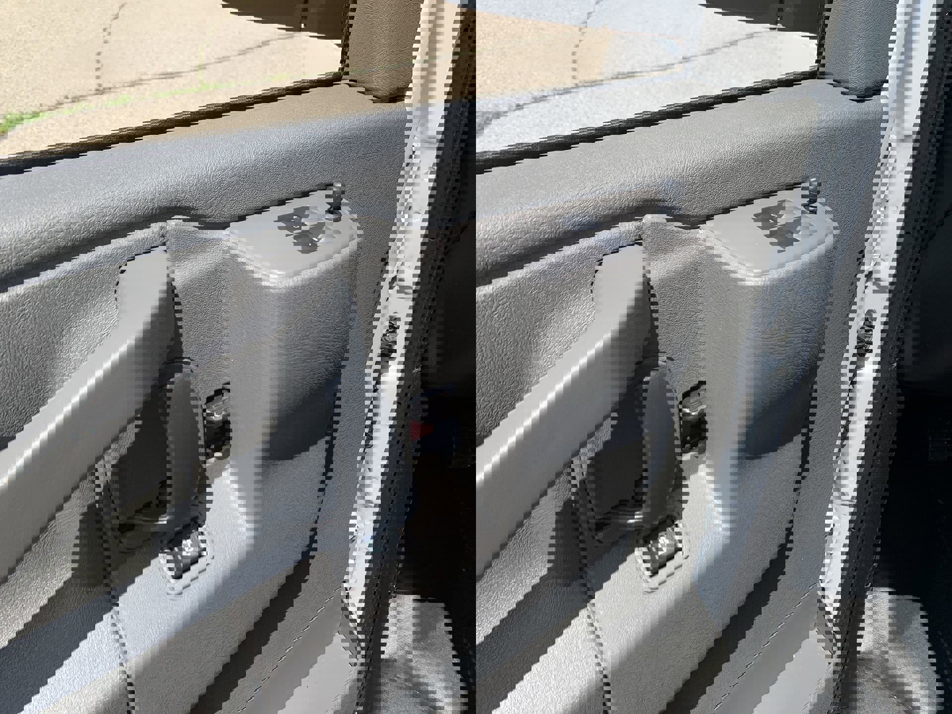 New 2025 GMC Savana 3500 w/ Power Convenience Package image 37