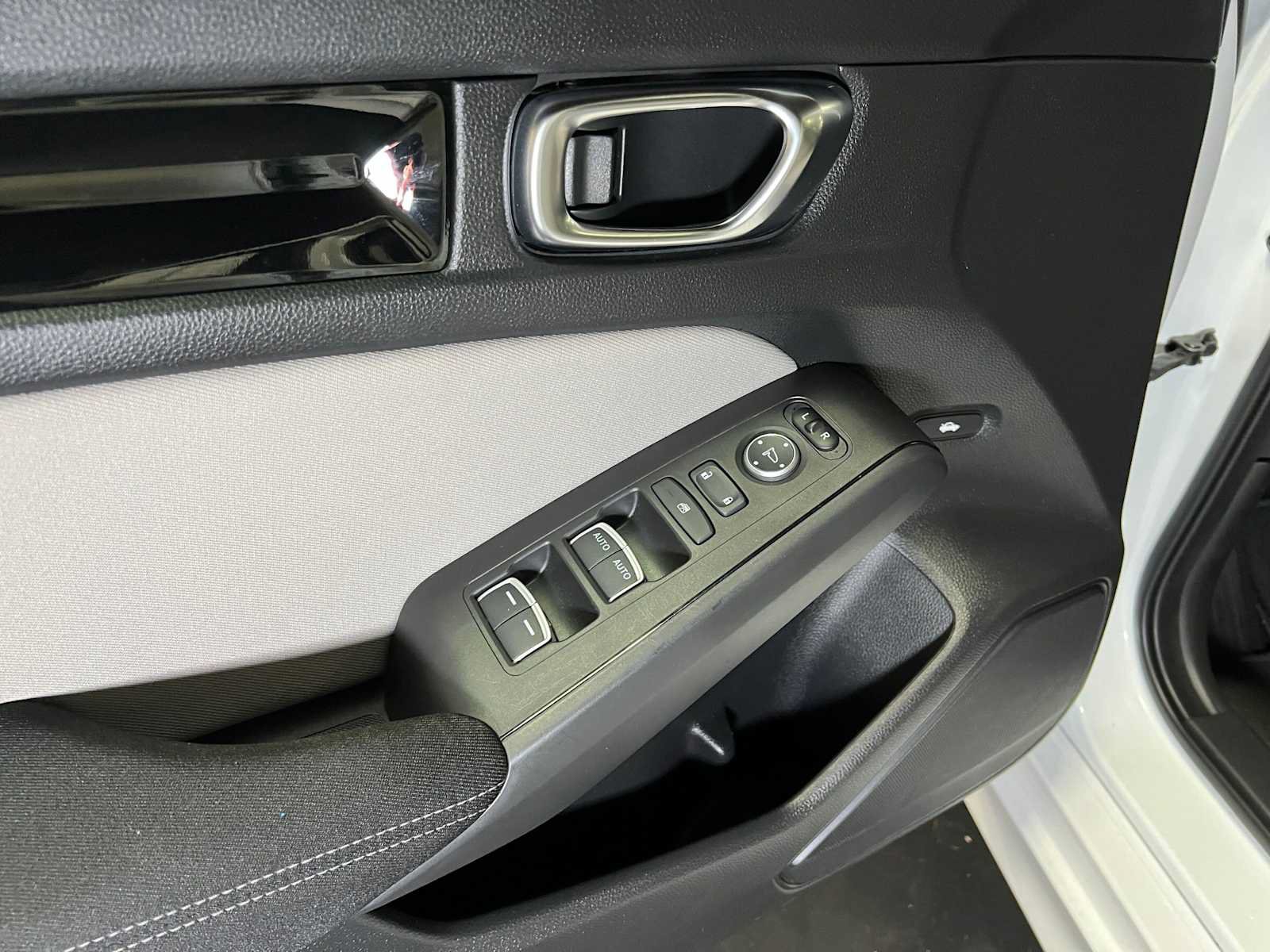 Used 2022 Honda Civic EX image 19