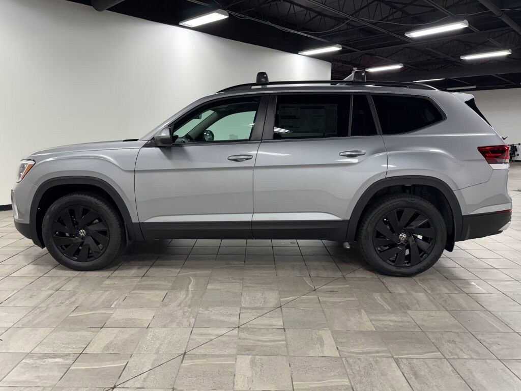 New 2026 Volkswagen Atlas SE image 4